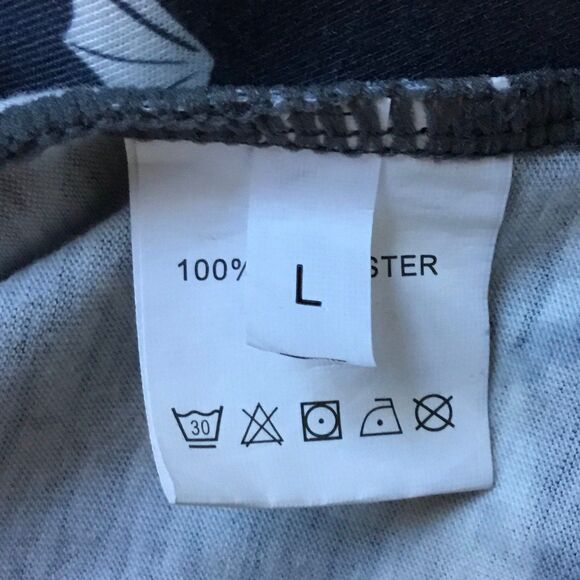 All over bat pattern long sleeve grey top witchy Halloween bats whimsigoth L - Picture 4 of 4